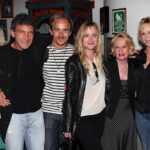 Dakota Johnson Geschwister